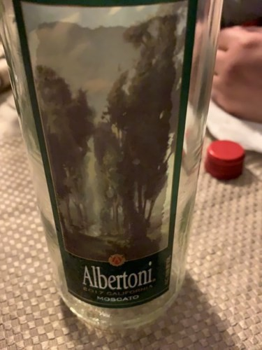 Albertoni Vineyards - Moscato 2022 (750ml)